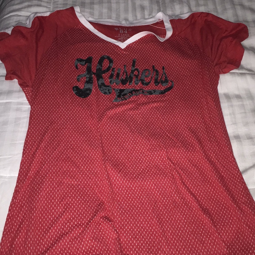 Red “Huskers Nebraska” short sleeve shirt